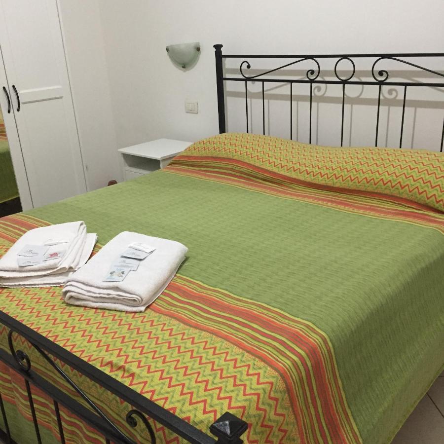 Dogana Bed & Breakfast Сиракуза Екстериор снимка